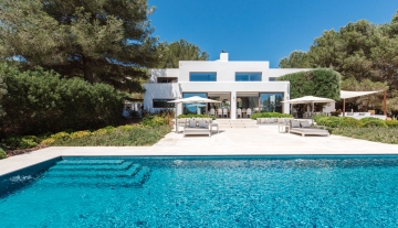 resa estates rental villa childfriendly north ibiza 2022 luxury can rio Rear of house.jpg